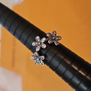 Pandora Dazzling Daisies Triple Sterling Silver Ring, Size 5.25 (50)